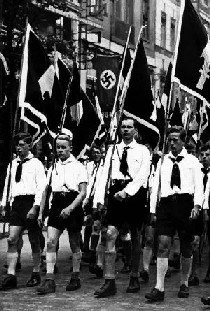 Jungvolk marschiert